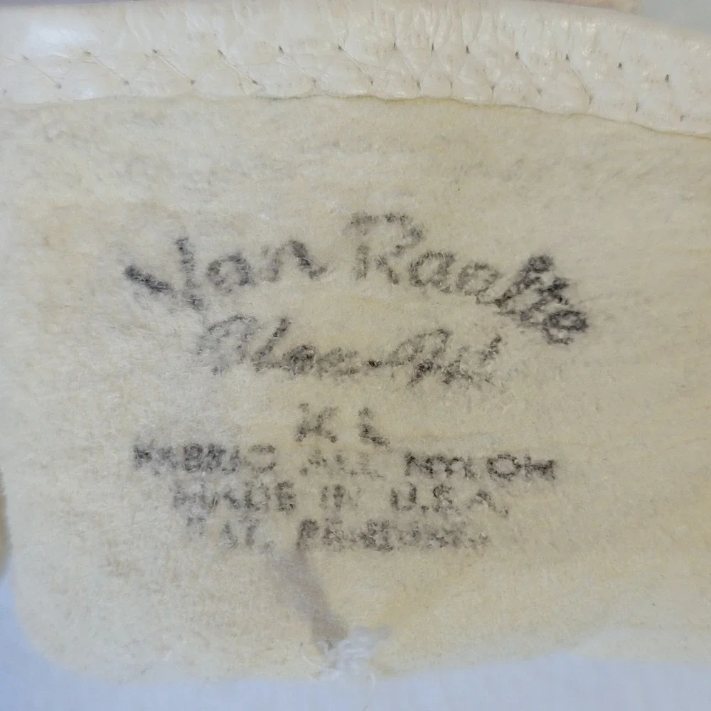 Vintage Van Raalte White Nylon Gloves Size XL Mid-Century Formal Flex Fit